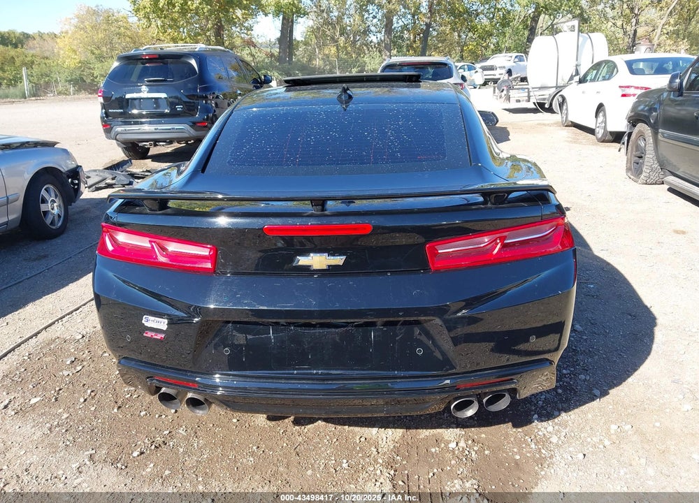 2018 CHEVROLET CAMARO VIN: 1G1FH1R7XJ0110153