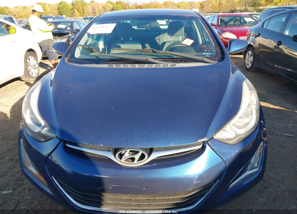 2016 HYUNDAI ELANTRA VIN: 5NPDH4AE0GH768148