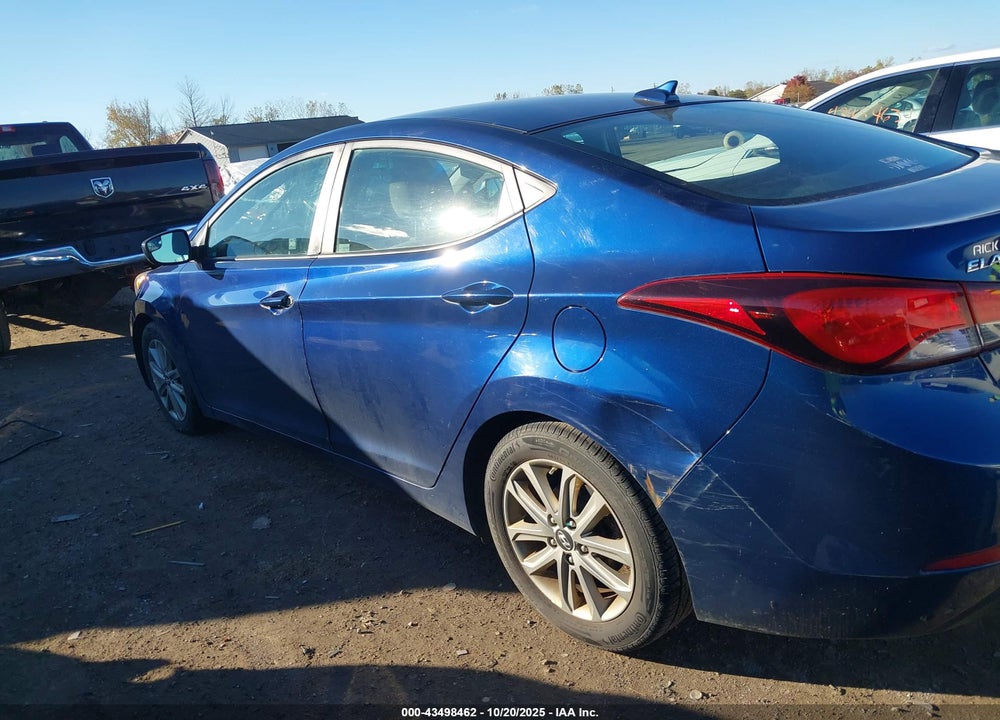 2016 HYUNDAI ELANTRA VIN: 5NPDH4AE0GH768148