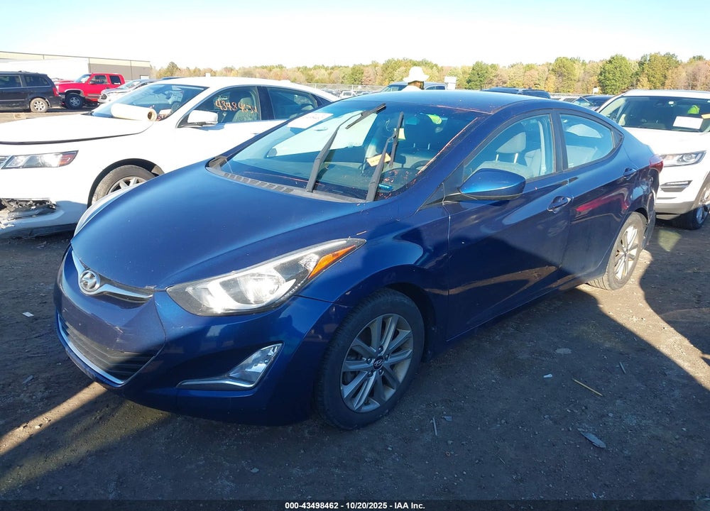2016 HYUNDAI ELANTRA VIN: 5NPDH4AE0GH768148