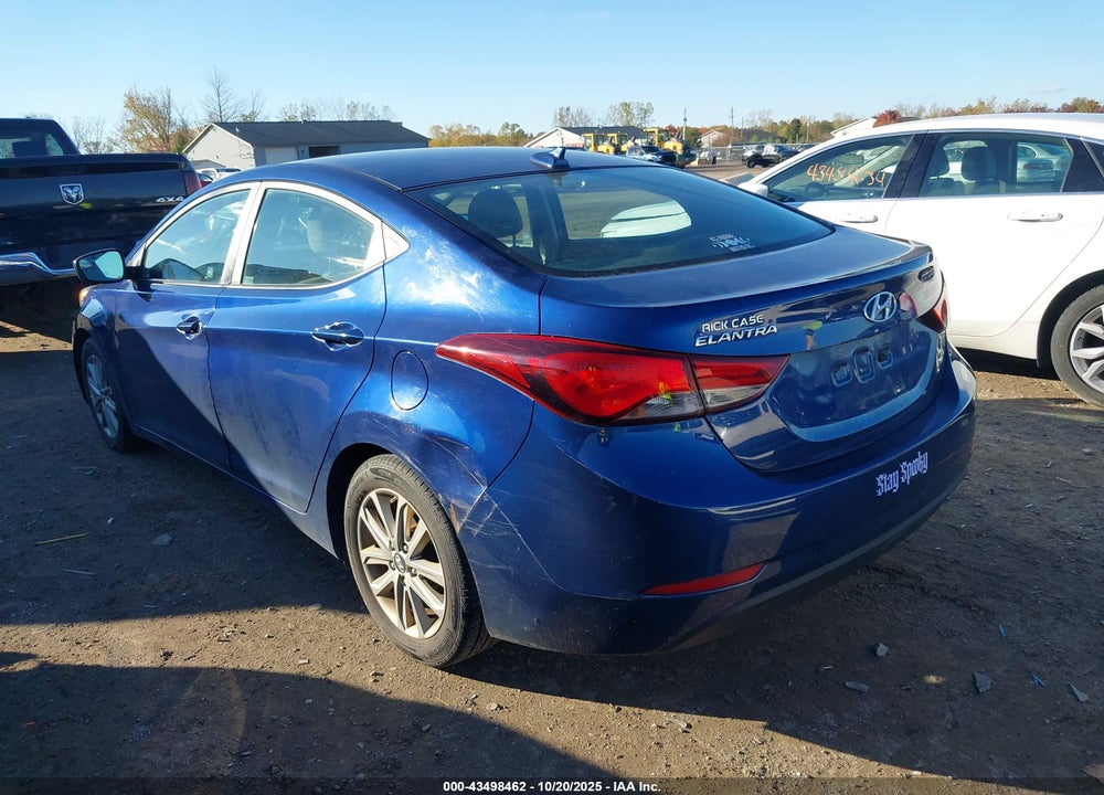 2016 HYUNDAI ELANTRA VIN: 5NPDH4AE0GH768148