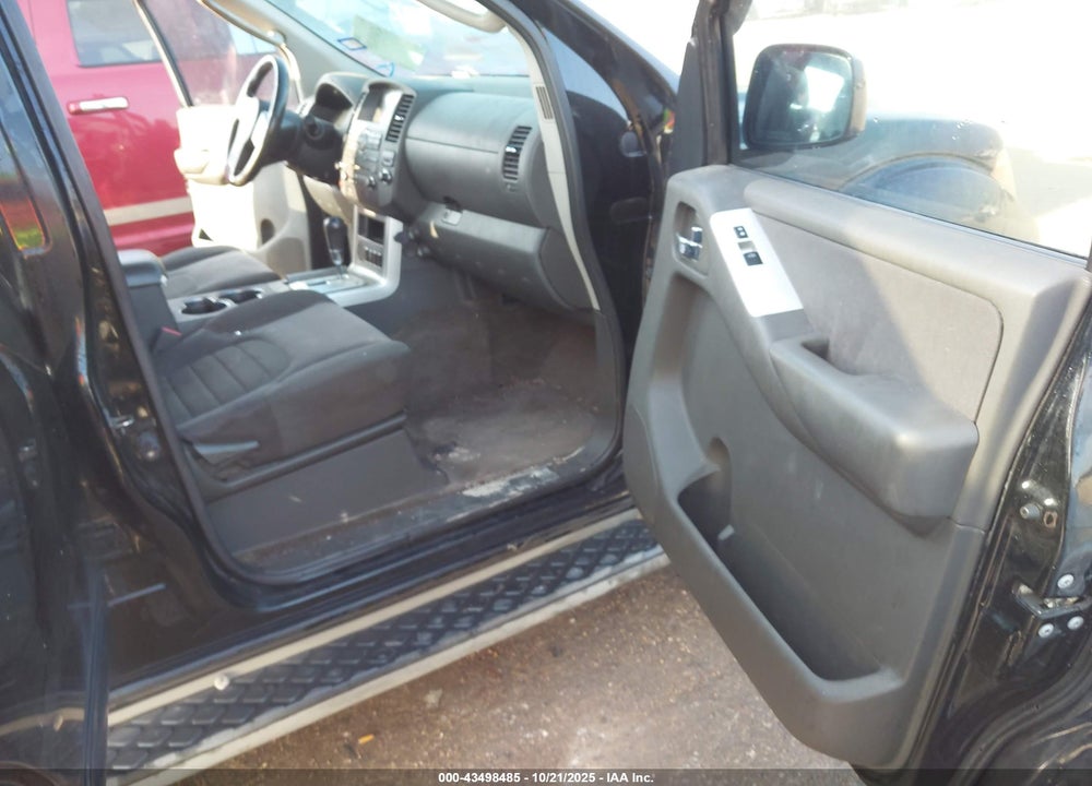 2012 NISSAN PATHFINDER SV VIN: 5N1AR1NN7CC631590