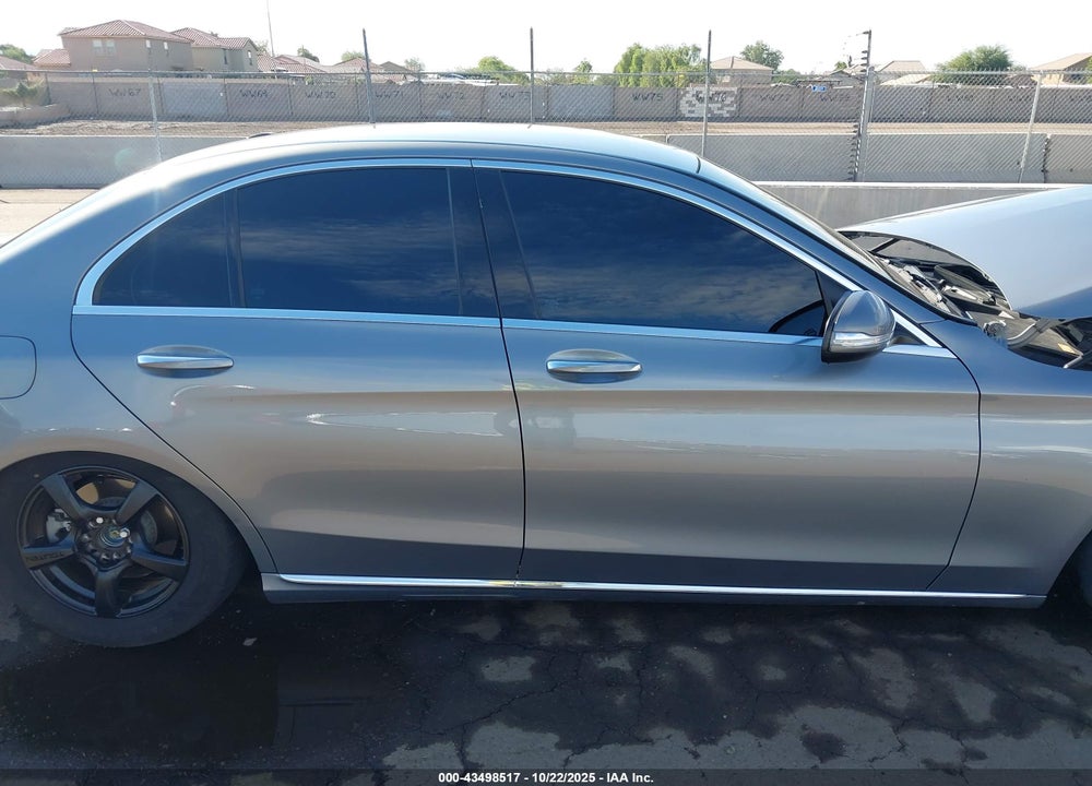 2015 MERCEDES-BENZ C 300 LUXURY VIN: 55SWF4JB4FU053258