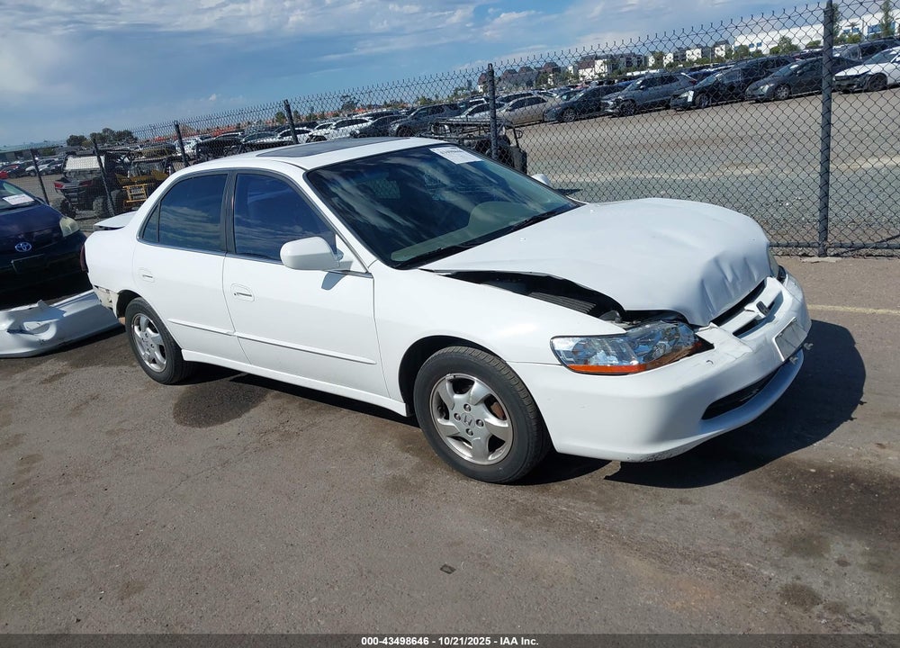 2000 HONDA ACCORD 2.3 EX VIN: 1HGCG6685YA084963