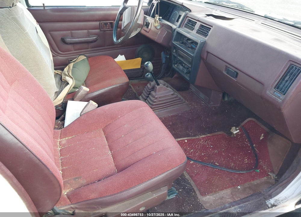 1990 NISSAN D21 KING CAB VIN: 1N6SD16YXLC342071