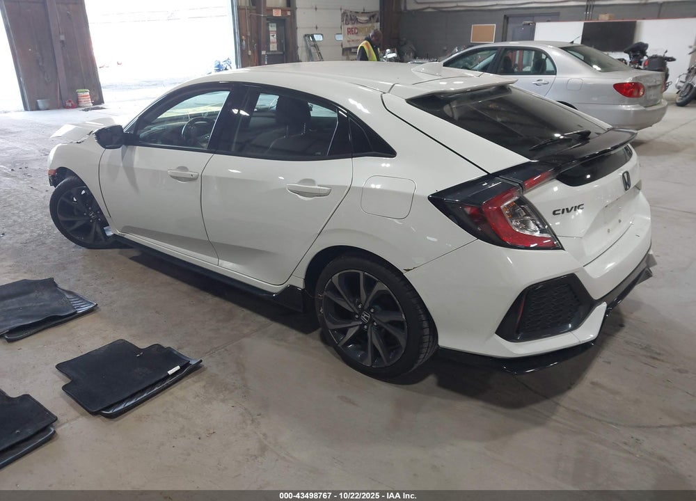 2018 HONDA CIVIC VIN: SHHFK7H48JU428761