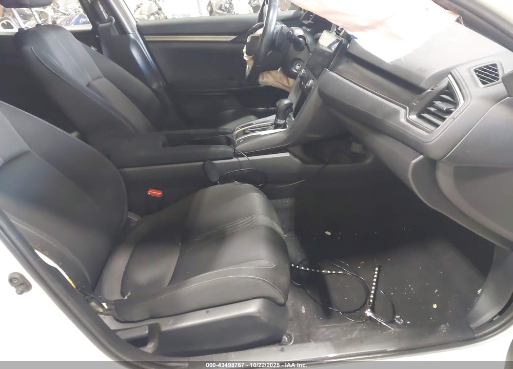 2018 HONDA CIVIC VIN: SHHFK7H48JU428761