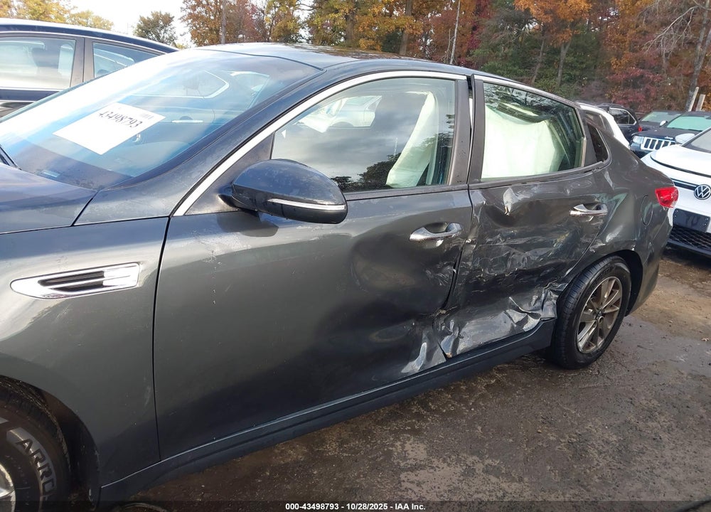 2016 KIA OPTIMA VIN: 5XXGT4L11GG034832
