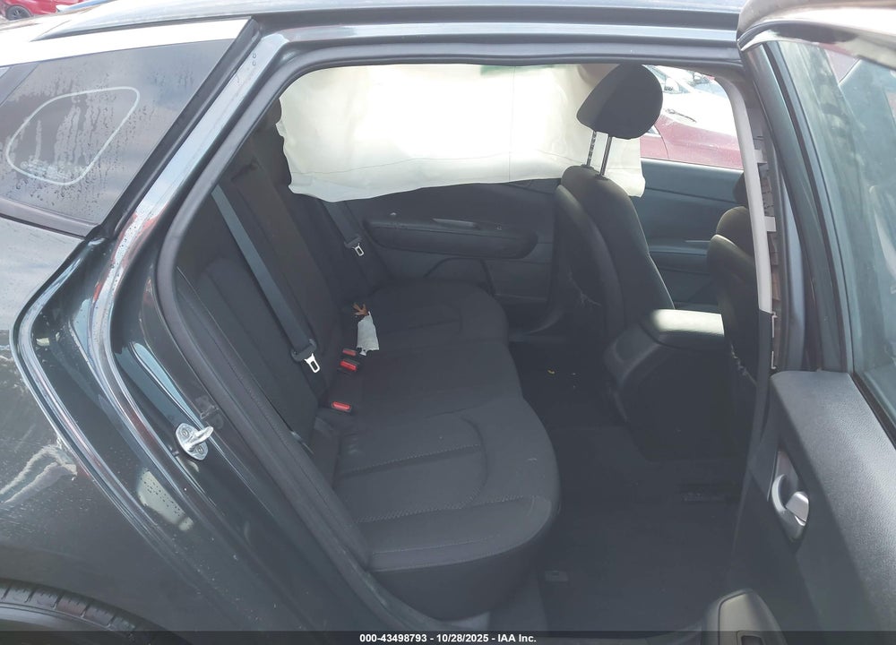 2016 KIA OPTIMA VIN: 5XXGT4L11GG034832