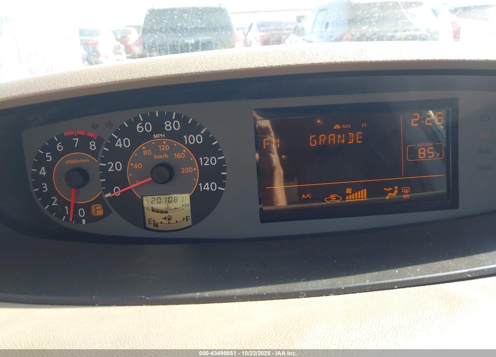 2004 NISSAN QUEST VIN: 5N1BV28U84N325156