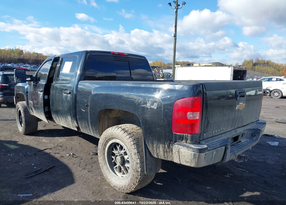 2011 CHEVROLET SILVERADO 2500HD LTZ VIN: 1GC1KYC83BF114363