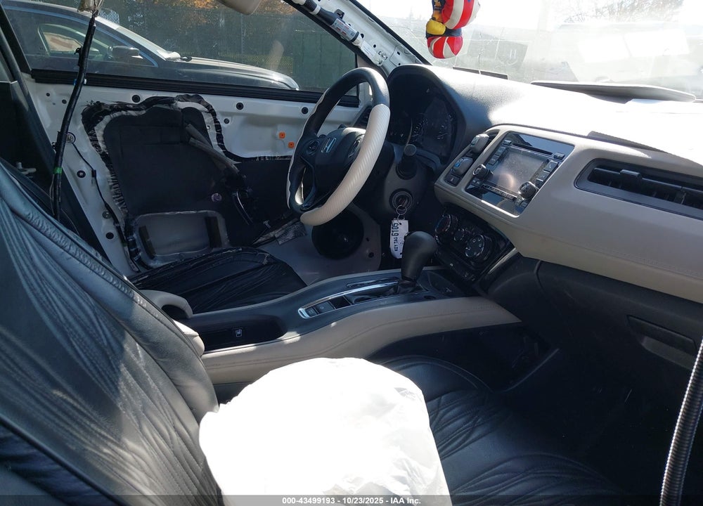 2021 HONDA HR-V AWD LX VIN: 3CZRU6H3XMM731965