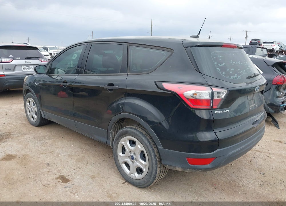 2017 FORD ESCAPE VIN: 1FMCU0F78HUD28031