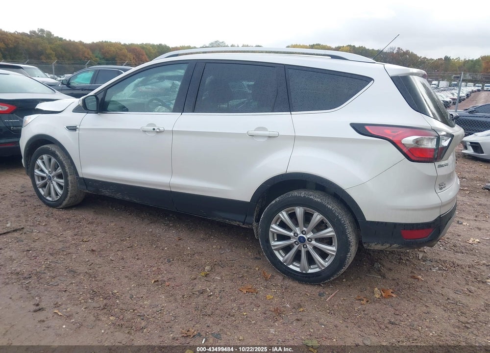 2017 FORD ESCAPE VIN: 1FMCU9J99HUB75771