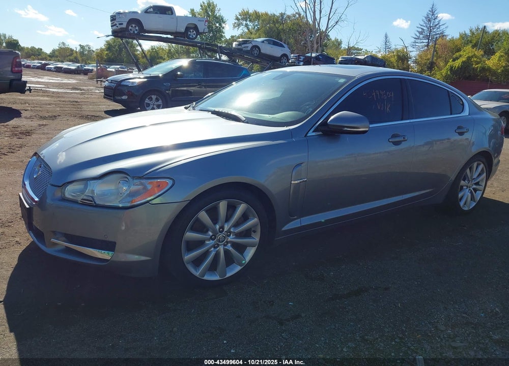 2010 JAGUAR XF PREMIUM VIN: SAJWA0GB6ALR61623