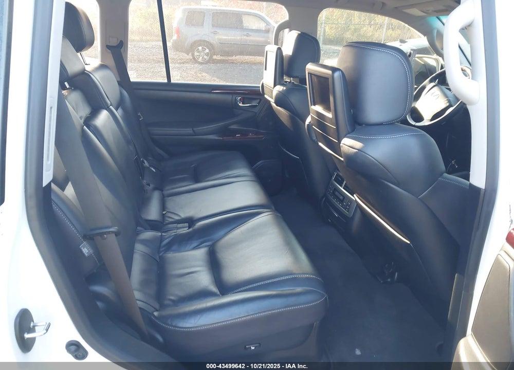 2014 LEXUS LX 570 VIN: JTJHY7AX2E4161513