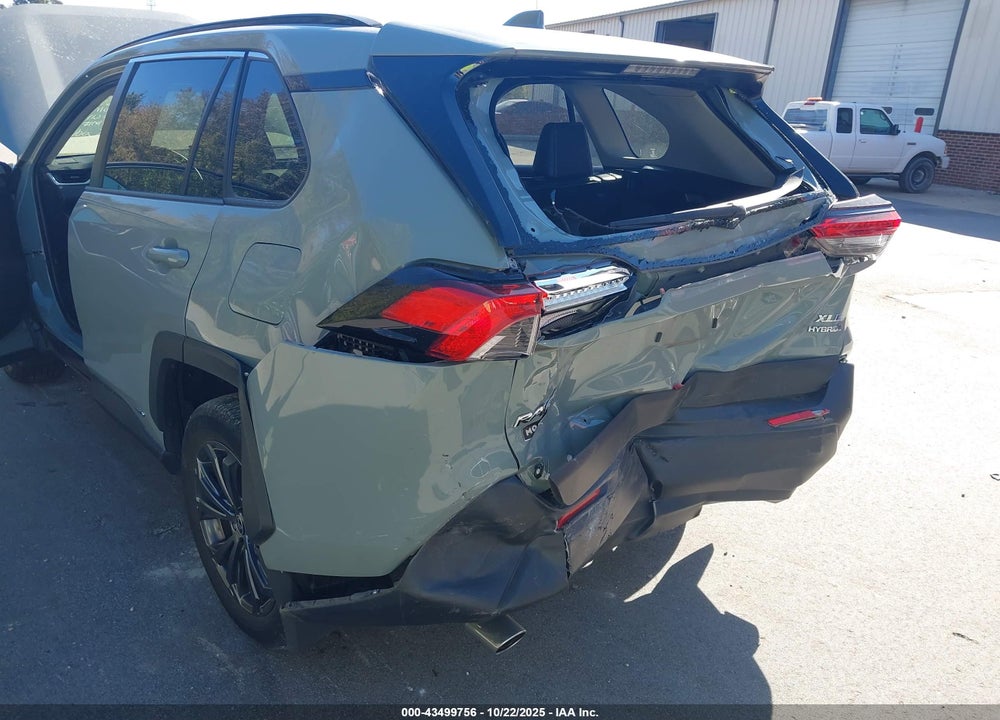 2022 TOYOTA RAV4 HYBRID XLE PREMIUM VIN: JTMB6RFV1ND074431