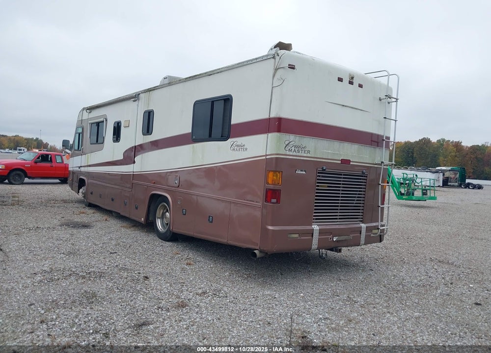 1999 FREIGHTLINER CHASSIS X LINE MOTOR HOME VIN: 4UZ6XFBC7XCB63347