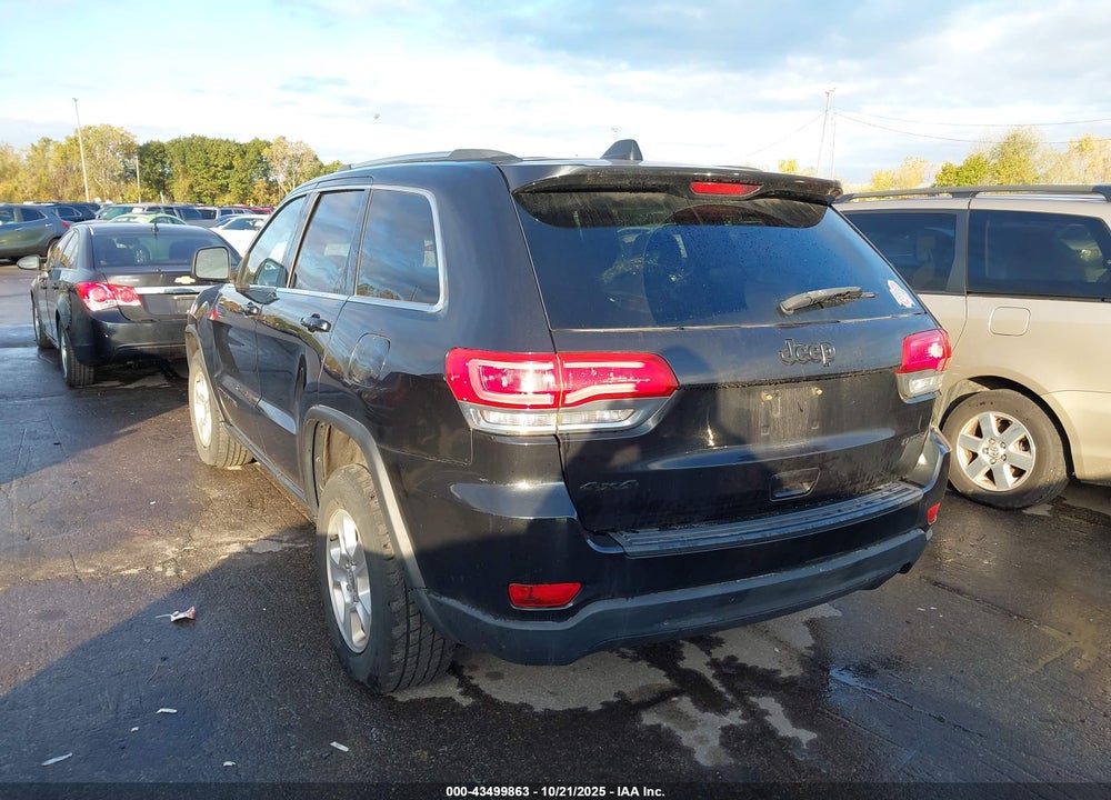 2015 JEEP GRAND CHEROKEE VIN: 1C4RJFAG5FC228683