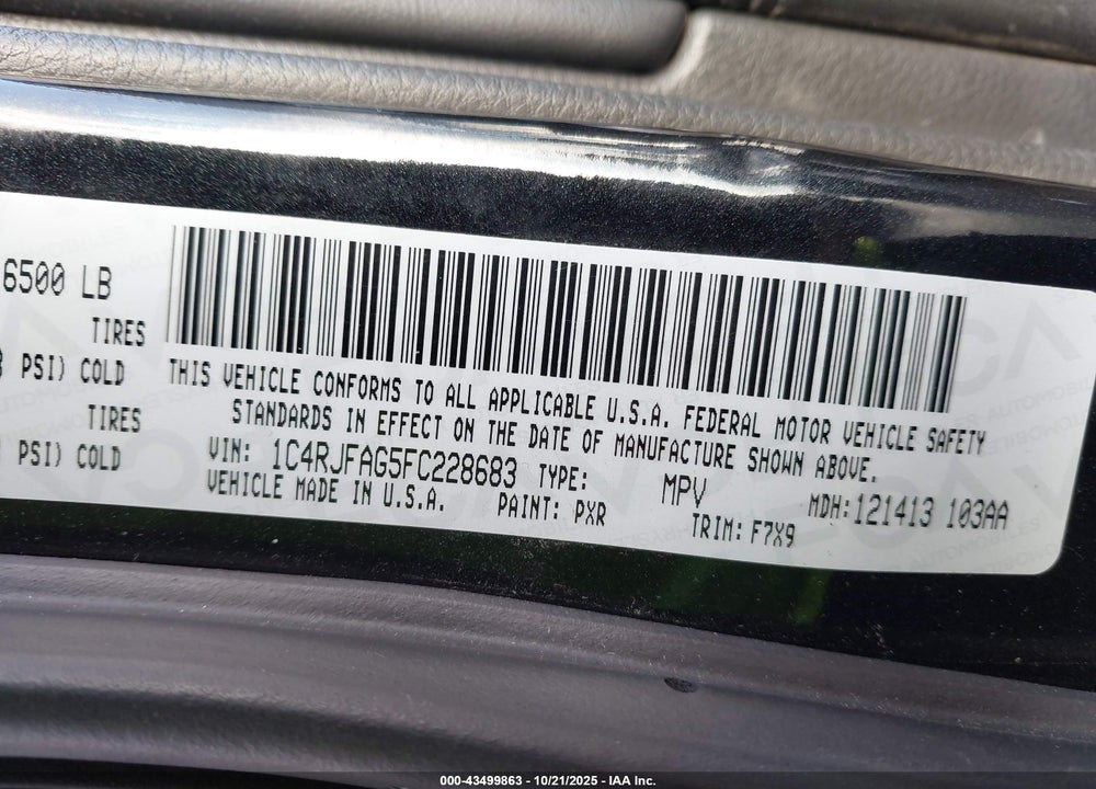 2015 JEEP GRAND CHEROKEE VIN: 1C4RJFAG5FC228683