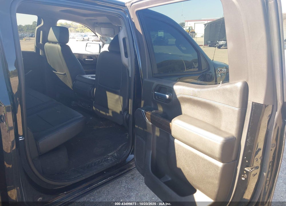 2019 CHEVROLET SILVERADO 1500 LT VIN: 3GCUYDED1KG101074
