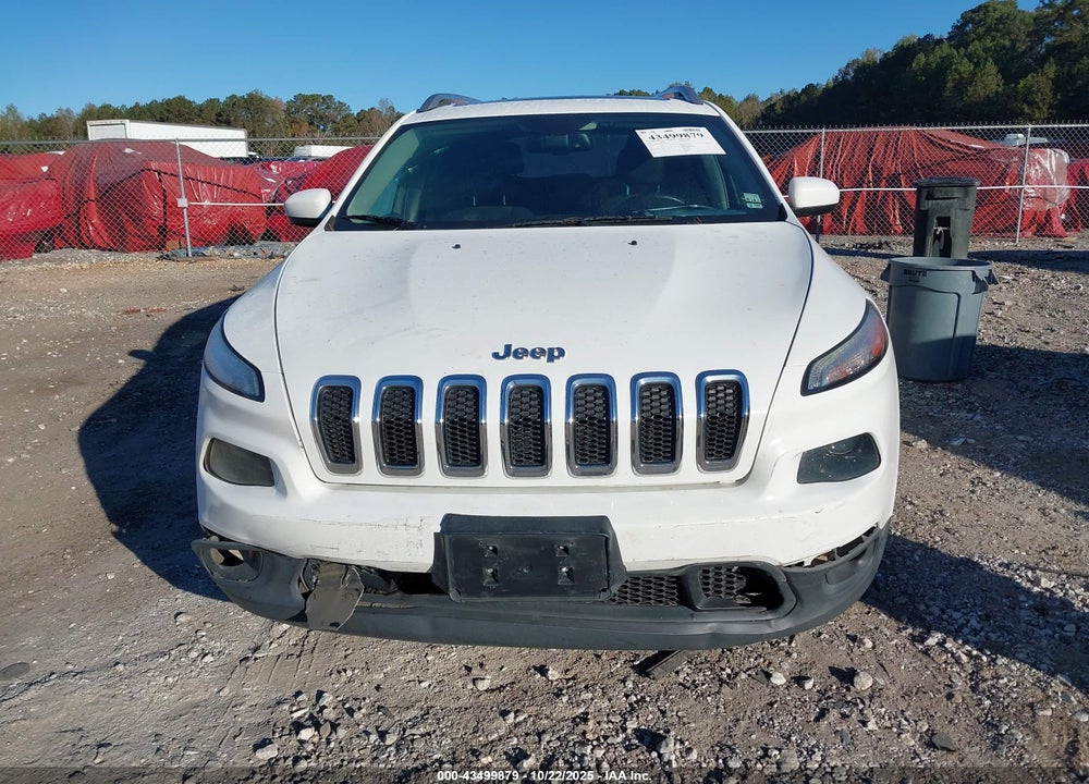 2015 JEEP CHEROKEE LATITUDE VIN: 1C4PJLCB3FW643748