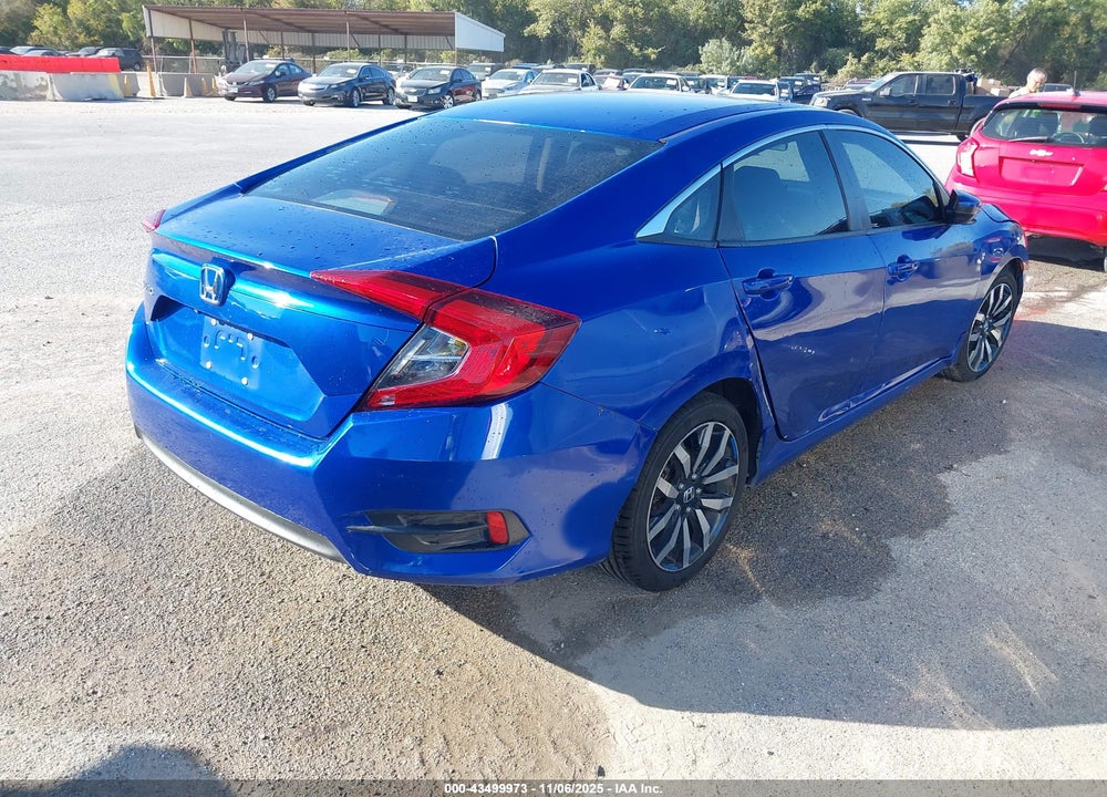 2017 HONDA CIVIC VIN: 19XFC2F53HE068764