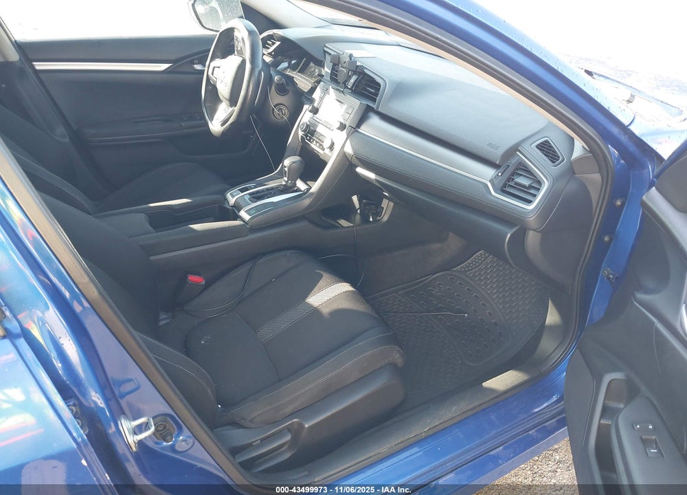 2017 HONDA CIVIC VIN: 19XFC2F53HE068764
