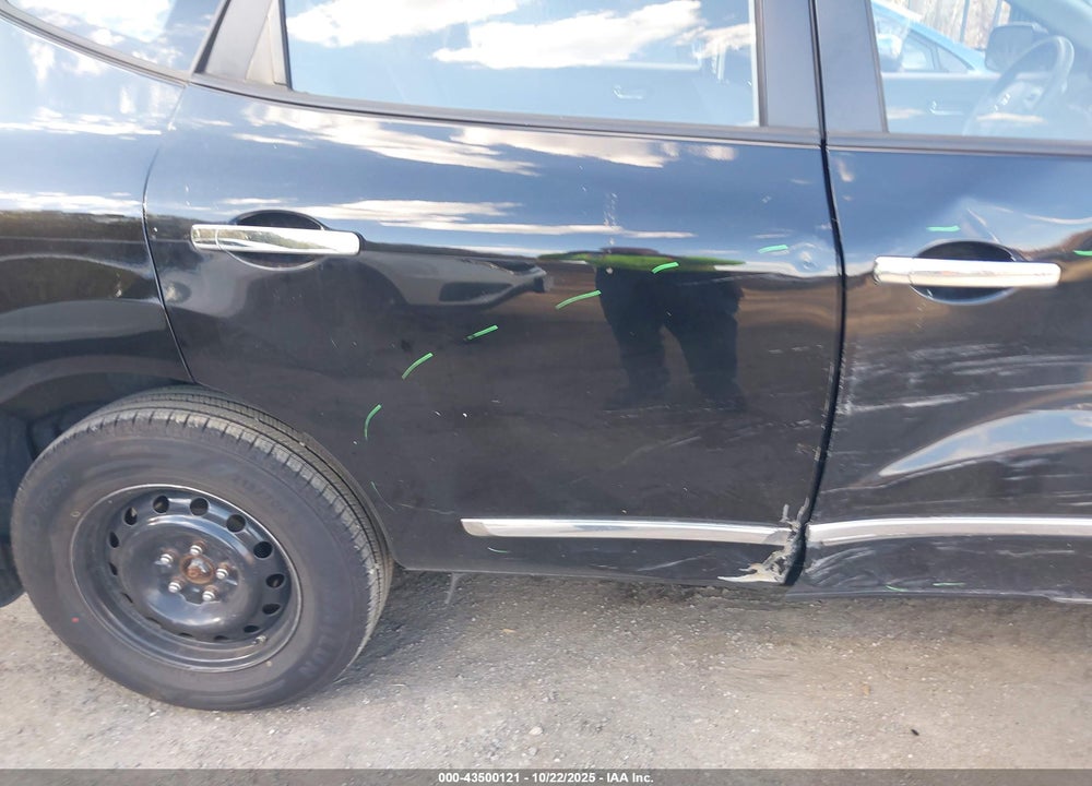 2014 NISSAN ROGUE SELECT S VIN: JN8AS5MV8EW714274