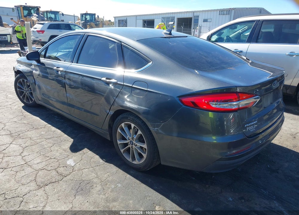 2019 FORD FUSION VIN: 3FA6P0H75KR142201
