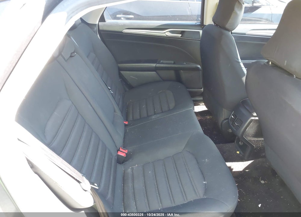 2019 FORD FUSION VIN: 3FA6P0H75KR142201