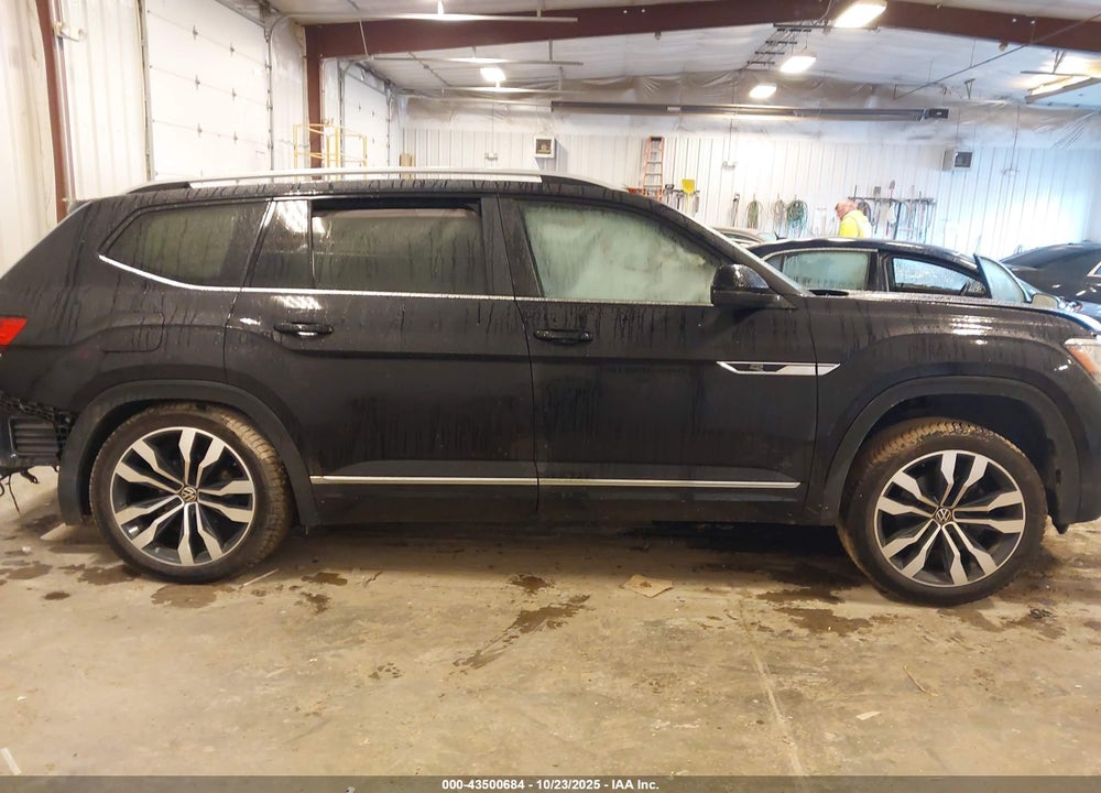 2021 VOLKSWAGEN ATLAS VIN: 1V2SR2CA0MC512049