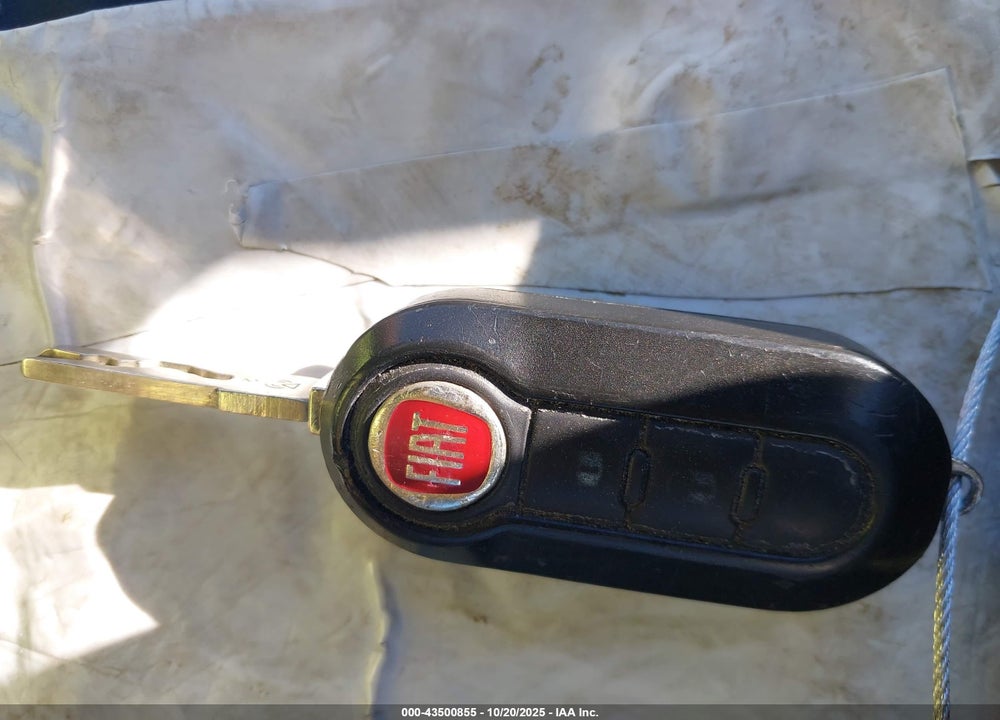 2013 FIAT 500 VIN: 3C3CFFAR5DT545846