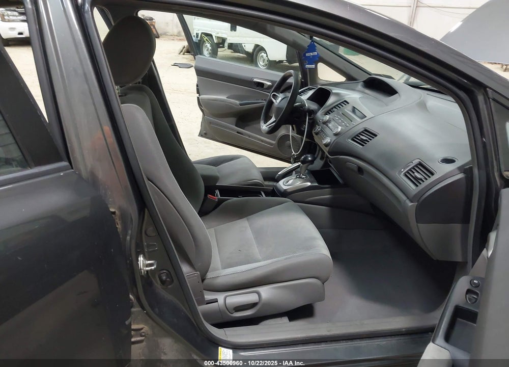 2011 HONDA CIVIC LX VIN: 2HGFA1F51BH501236