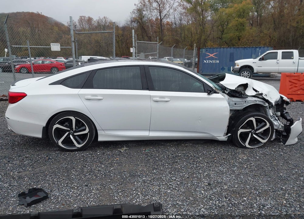 2022 HONDA ACCORD SPORT VIN: 1HGCV1F32NA095525