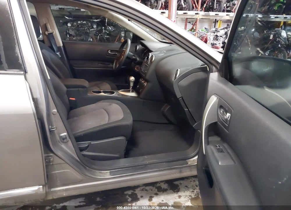 2013 NISSAN ROGUE VIN: JN8AS5MV7DW648475