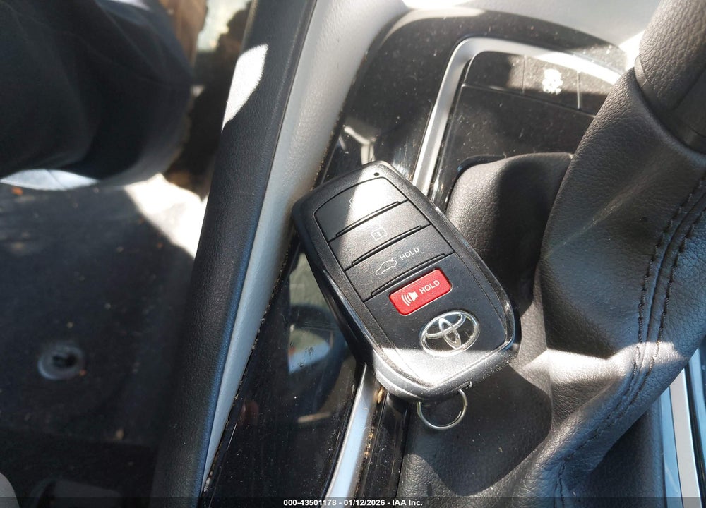 2024 TOYOTA COROLLA LE VIN: 5YFB4MDE9RP118951