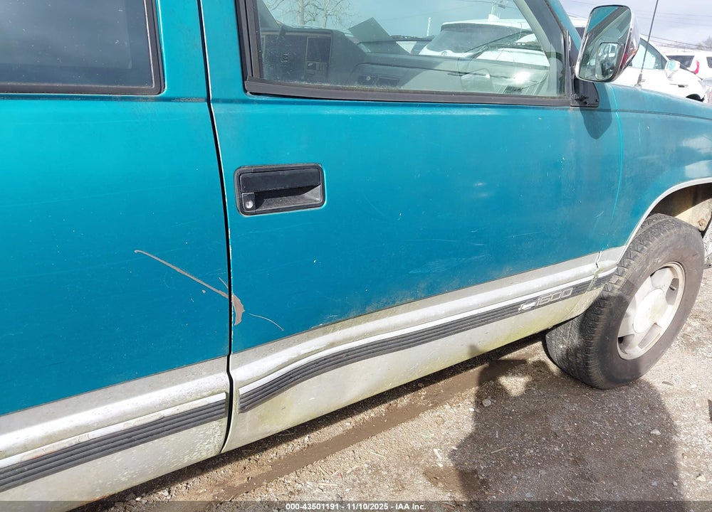 1993 CHEVROLET GMT-400 K1500 VIN: 2GCEK19K4P1167213