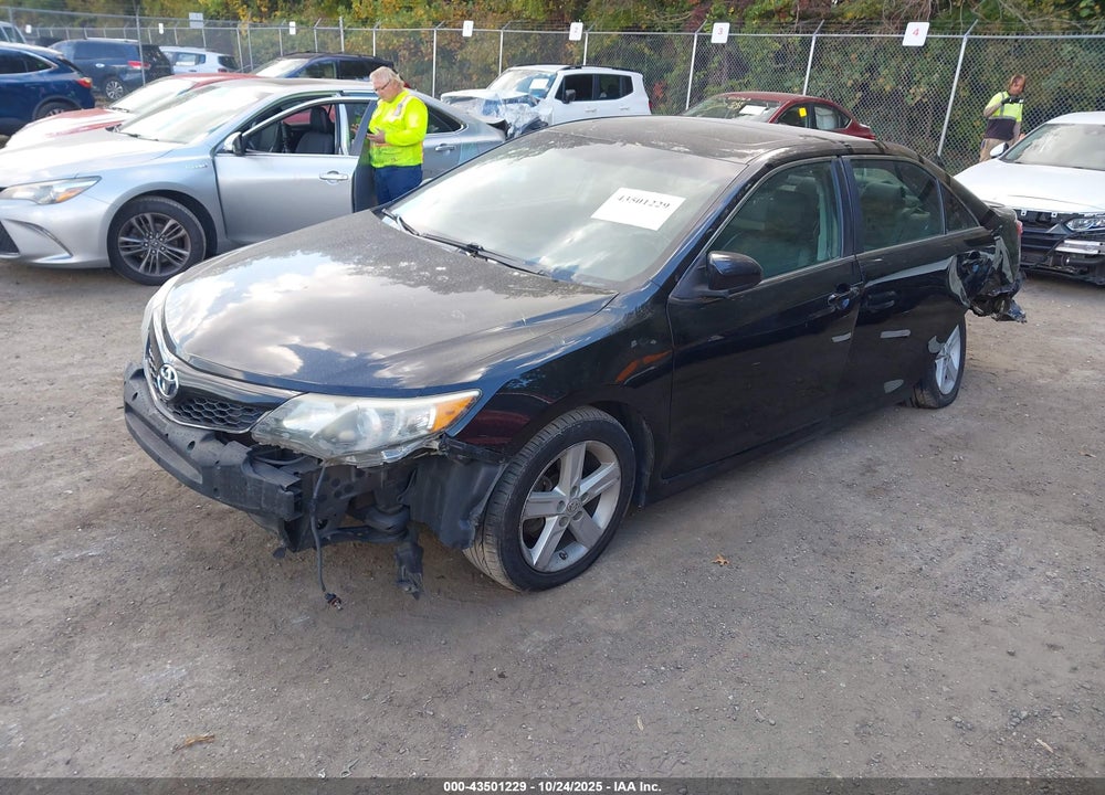 2014 TOYOTA CAMRY SE VIN: 4T1BF1FK4EU303347