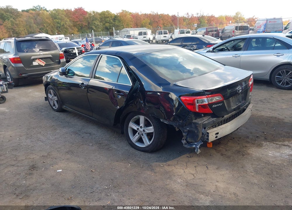 2014 TOYOTA CAMRY SE VIN: 4T1BF1FK4EU303347