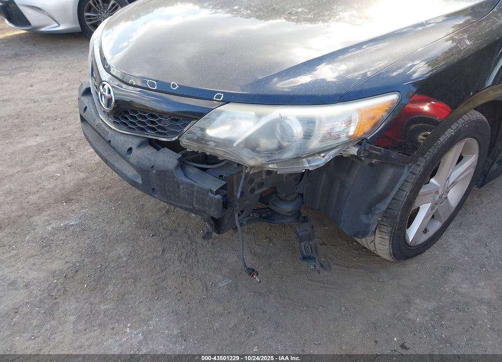 2014 TOYOTA CAMRY SE VIN: 4T1BF1FK4EU303347