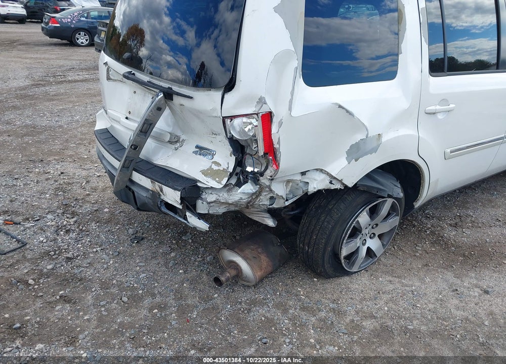 2012 HONDA PILOT TOURING VIN: 5FNYF4H96CB050113