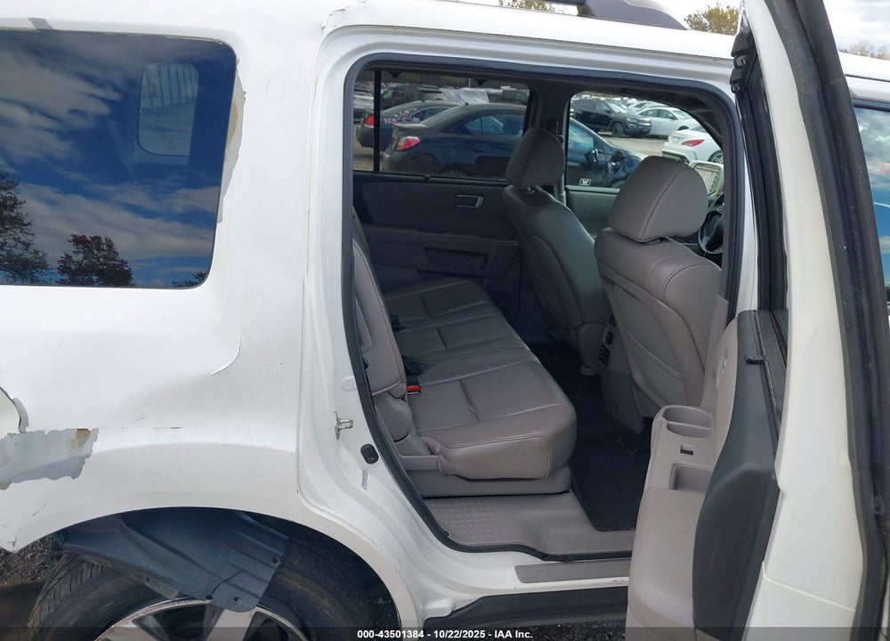 2012 HONDA PILOT TOURING VIN: 5FNYF4H96CB050113