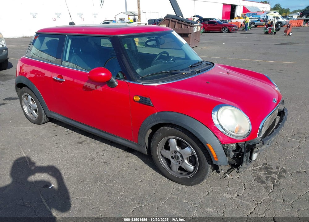 2009 MINI COOPER VIN: WMWMF33579TW70887