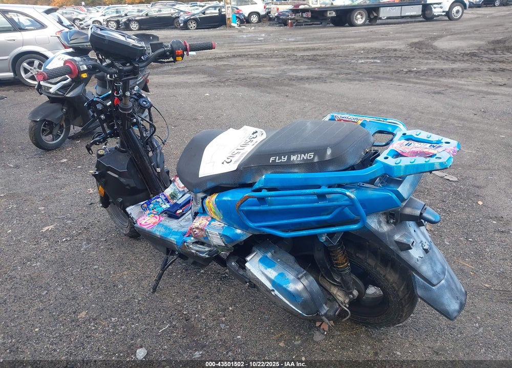 2025 SCOOTER NA VIN: HZ2TBCL45S1000436