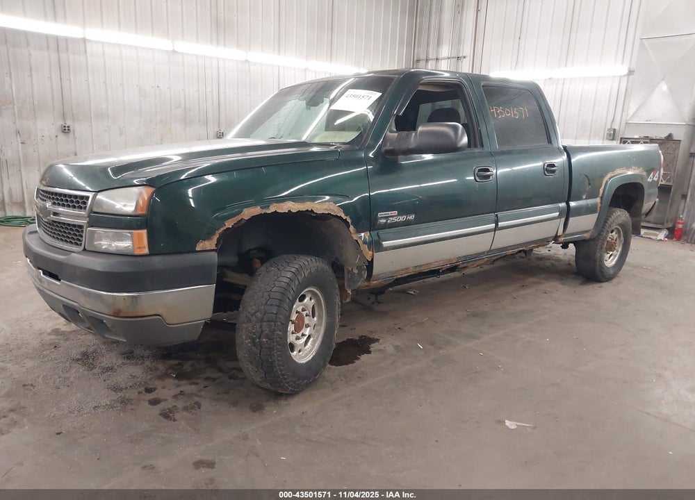 2005 CHEVROLET SILVERADO 2500HD LS VIN: 1GCHK23275F818206