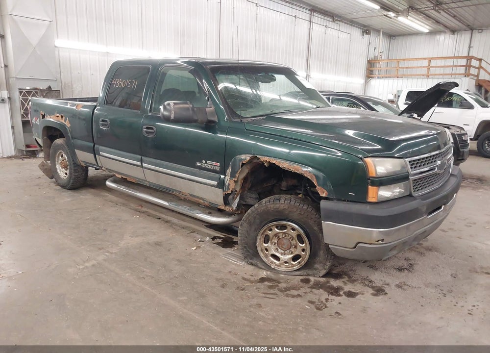 2005 CHEVROLET SILVERADO 2500HD LS VIN: 1GCHK23275F818206
