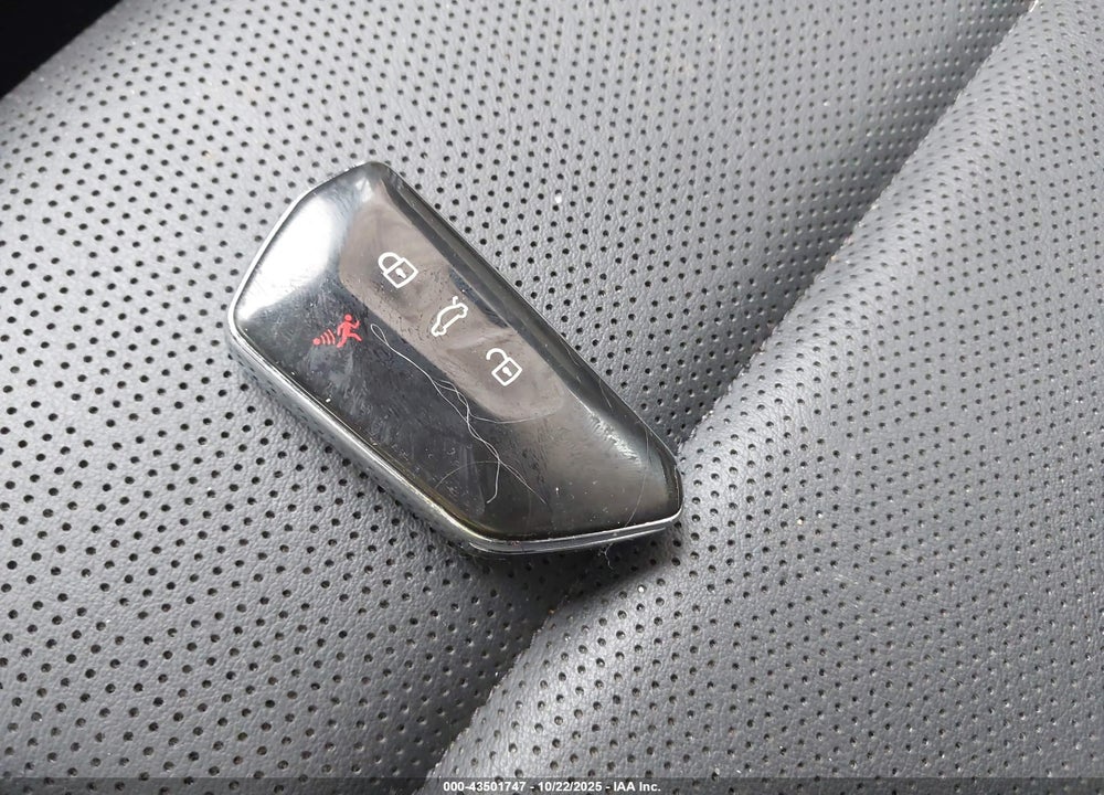 2021 VOLKSWAGEN ID.4 1ST EDITION VIN: WVGDMPE21MP008528