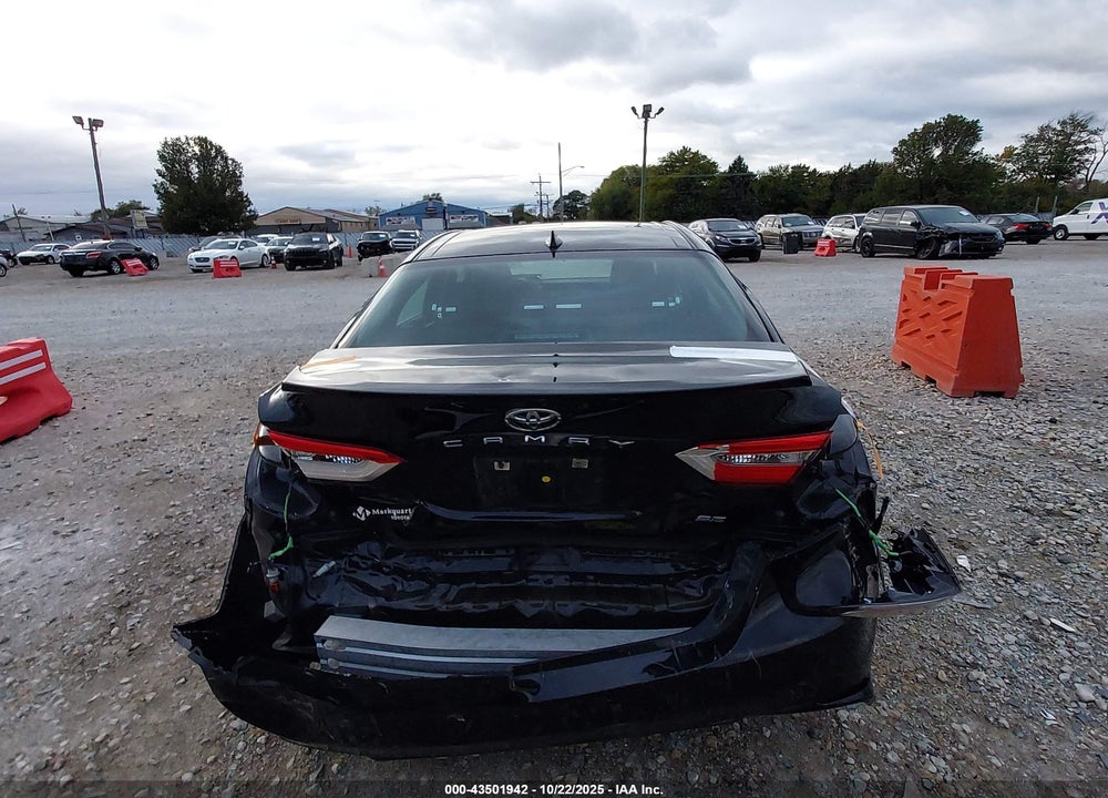 2019 TOYOTA CAMRY VIN: 4T1B11HK5KU161680