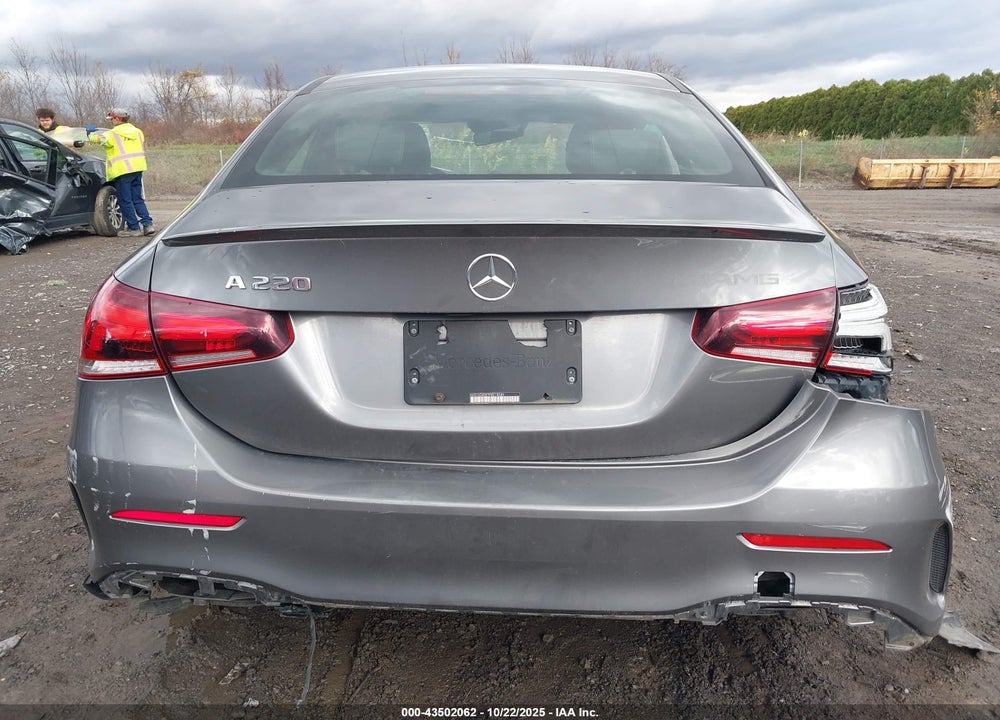 2019 MERCEDES-BENZ A 220 VIN: WDD3G4EB7KW018589